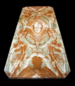 Table veneered in Green Alabaster.
